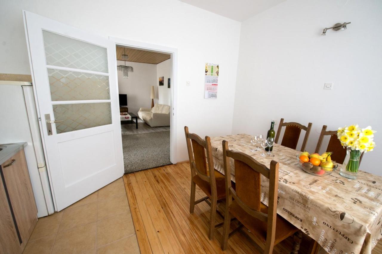 Apartamento House Of Tea Bjelovar Exterior foto